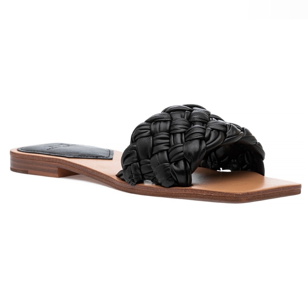 MARC FISHER Reana black leather slides BRAND NEW size 5